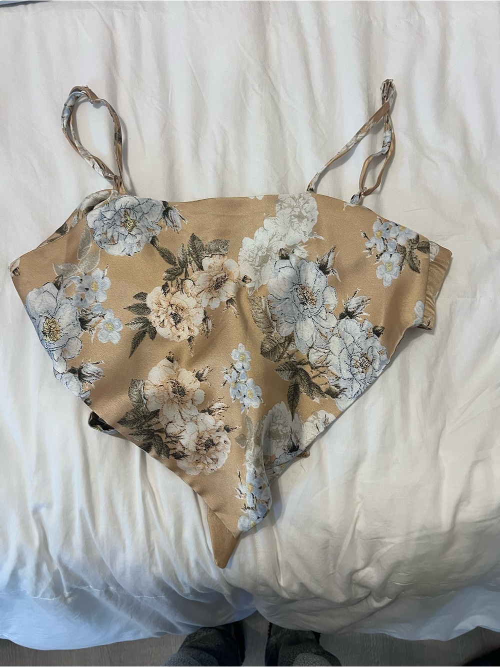 SHEIN Beige Floral Handkerchief Crop Top